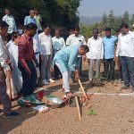 કપરાડા તાલુકામાં 12.81 કરોડ ખર્ચે મોટા ચેકડેમોનું ખાતમુહૂર્ત ધારાસભ્ય કપરાડા જીતુભાઇ ચૌધરીના હસ્તે કરવામાં આવ્યુ.